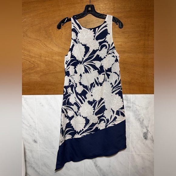 Club Monaco Quynh Blue Floral Asymmetrical Dress Size 2 Sleeveless - Picture 6 of 16